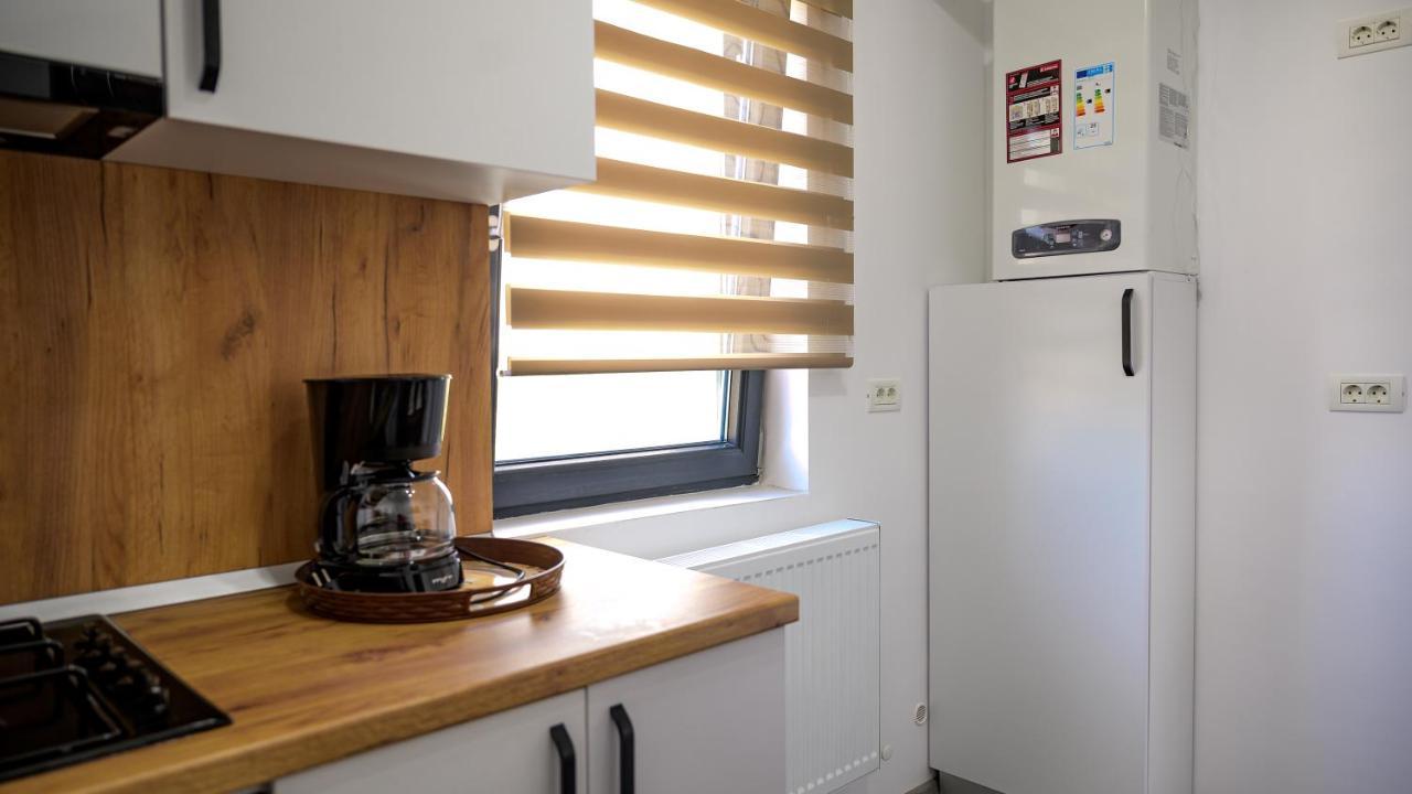 Apartamento Nina House Târgu Jiu Exterior foto